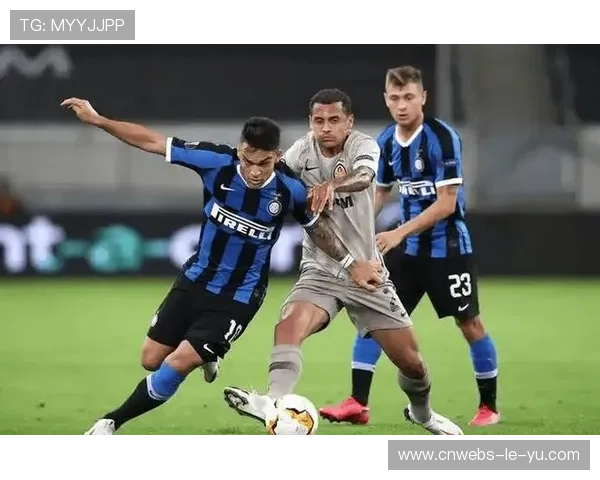 那不勒斯主场强势出击，黑马克拉巴克寻求历史突破